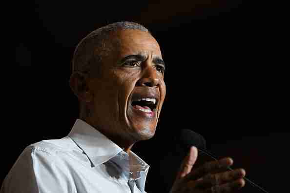 Obama roasts GOP 'cast of characters' at Arizona rally for Democrats in tight races - WEIS - Vimarsana News