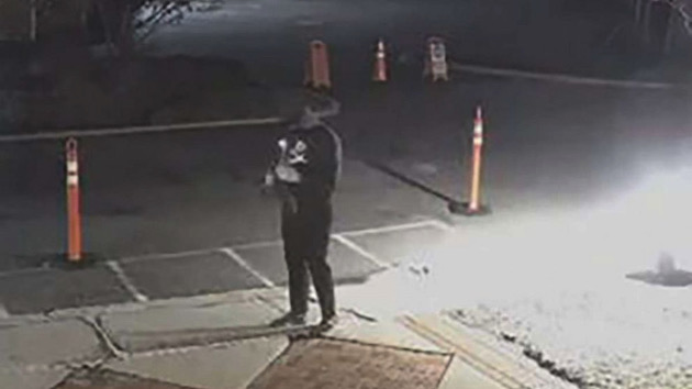 Man arrested for allegedly throwing Molotov cocktail at New Jersey synagogue - WEIS | Local & Area News, Sports, & Weather - Vimarsana News
