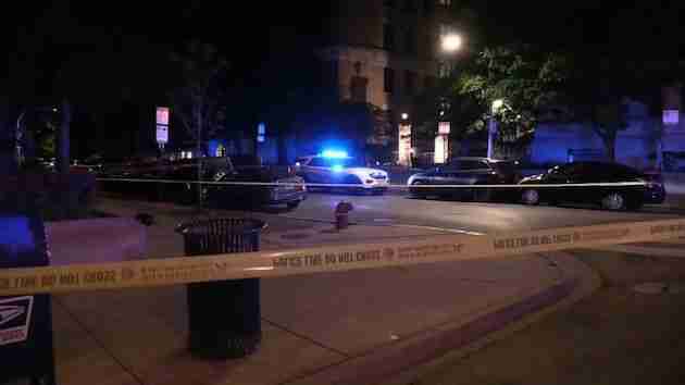 53 people shot, 11 fatally, during violent Memorial Day weekend in Chicago - WEIS