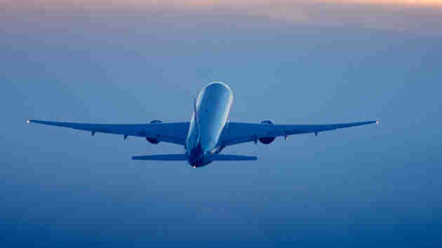Migrant flights to California were organized by Florida; advocates claim they were misled - WEIS - Vimarsana News