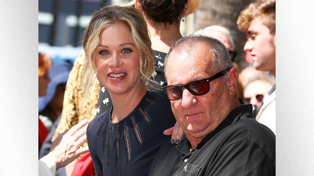 Christina Applegate on her “incredible” TV father Ed O’Neill – WEIS