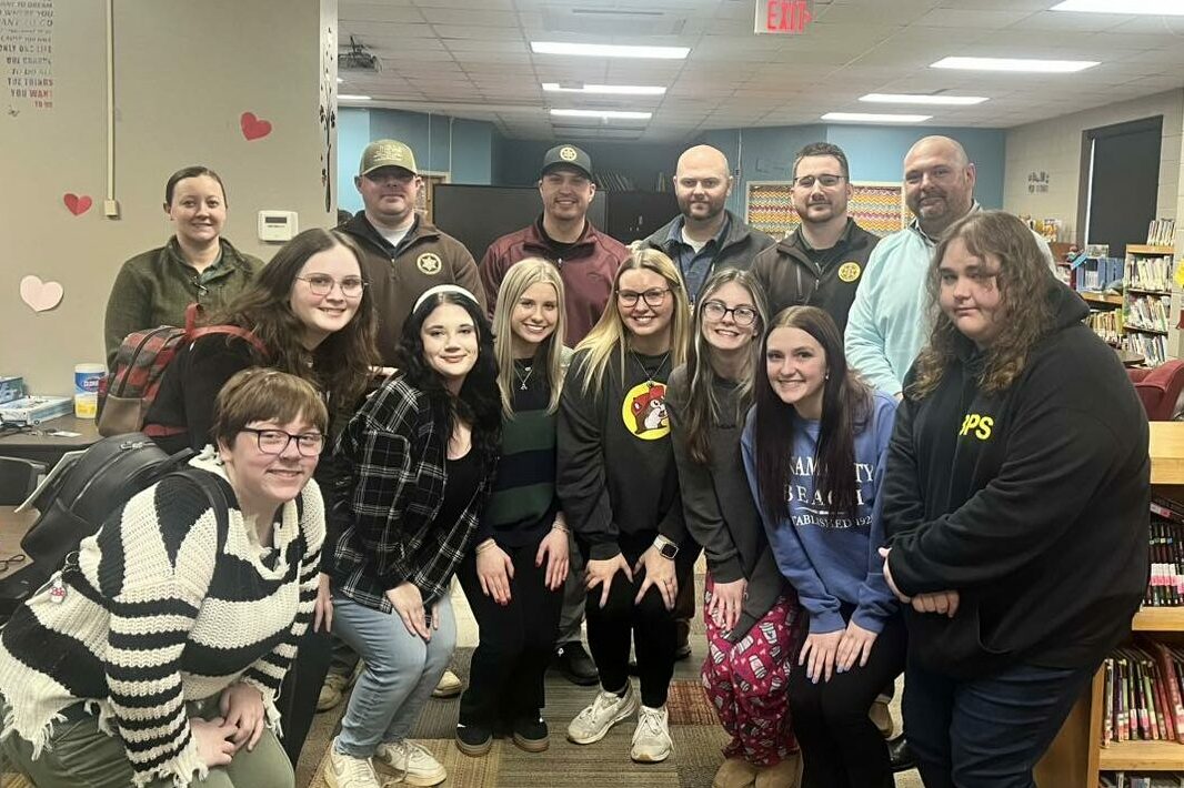 The CCSO CID Recently visited Galyesville 's Forensics Class