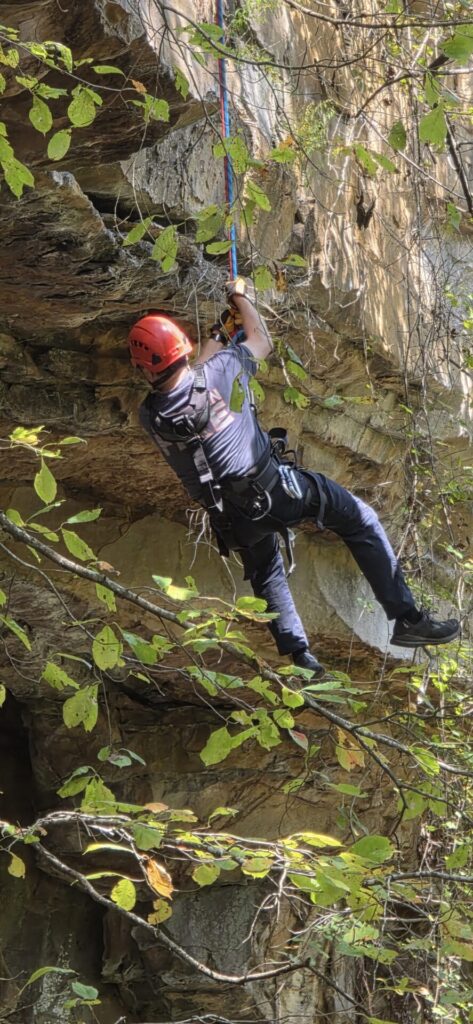 Gadsden Firefighters Complete Rope Rescue Training at Noccalula Falls
