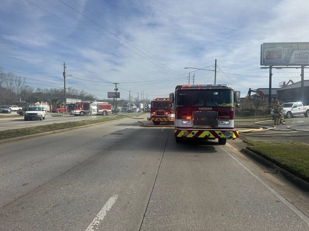 Commercial Fire Reported at West Gadsden Auto Business