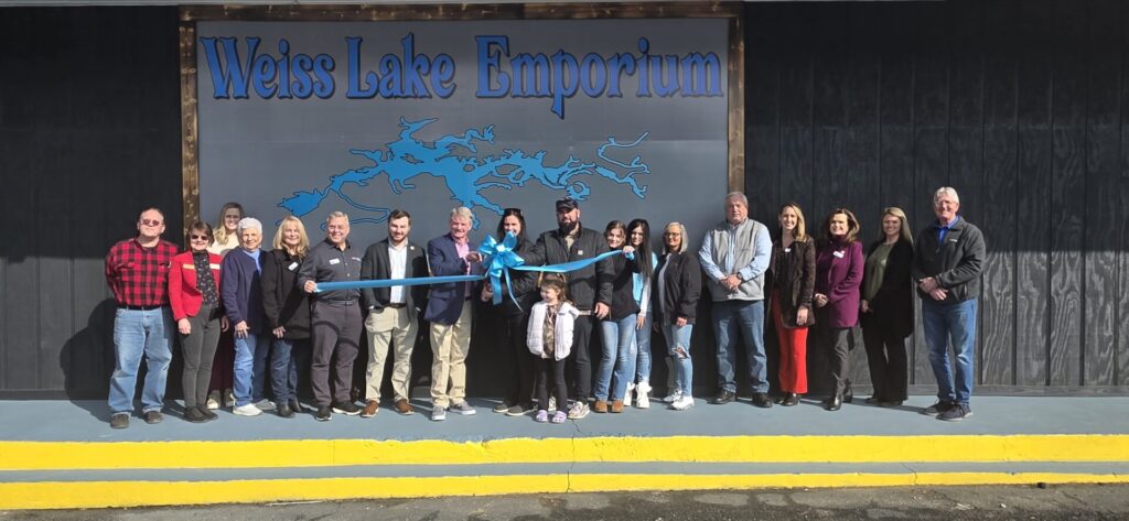 Weiss Lake Emporium Celebrates Grand Opening with Chamber Ribbon Cutting