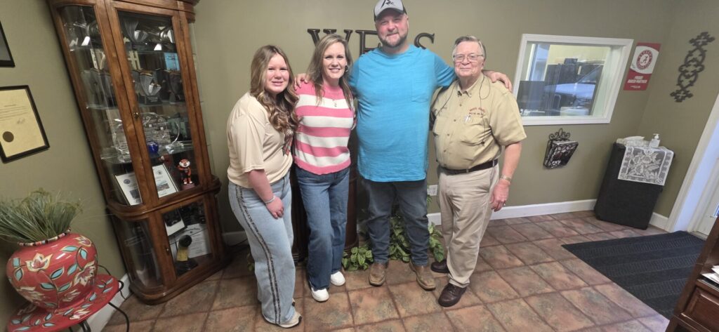 Local Artist Jonathan Alverson Shares Story Behind “Mama’s Kitchen” During WEIS Studio Visit