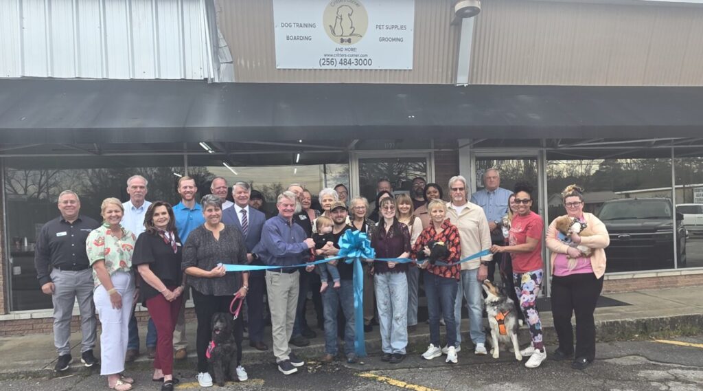 Critters Corner Celebrates Grand Opening on Main Street with Chamber Ribbon Cutting