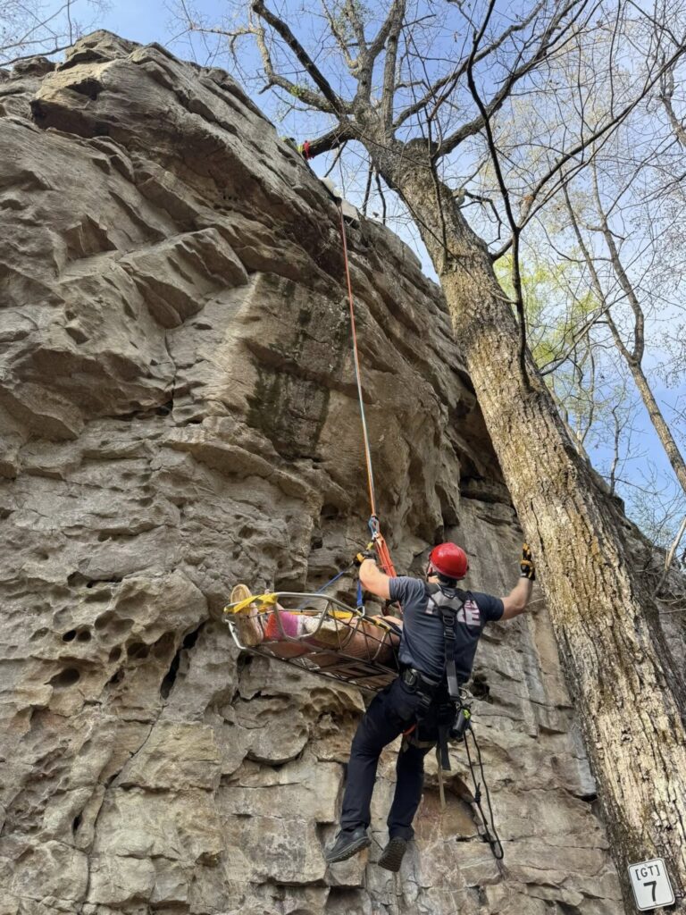 Injured Hiker Rescued from Gorge at Noccalula Falls Park