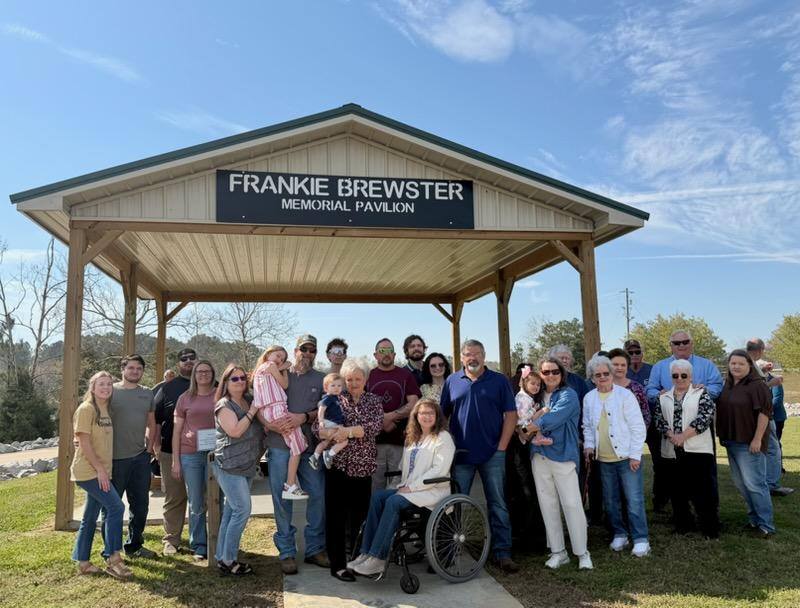 Leesburg Dedicates Frankie Brewster Memorial Pavilion at Leesburg Landing