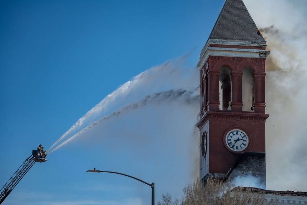 Floyd County Courts to Resume Thursday with Temporary Parking Changes Following Fire