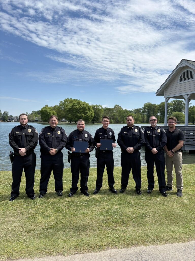 Attalla Police Officers O’Dell and Carney Graduate from Law Enforcement Academy