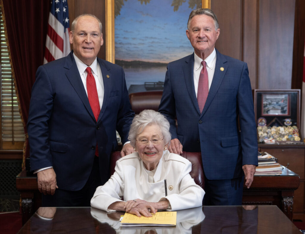 Governor Ivey Signs Bills to Enhance Benefits for Alabama Military Members, Veterans and Their Families