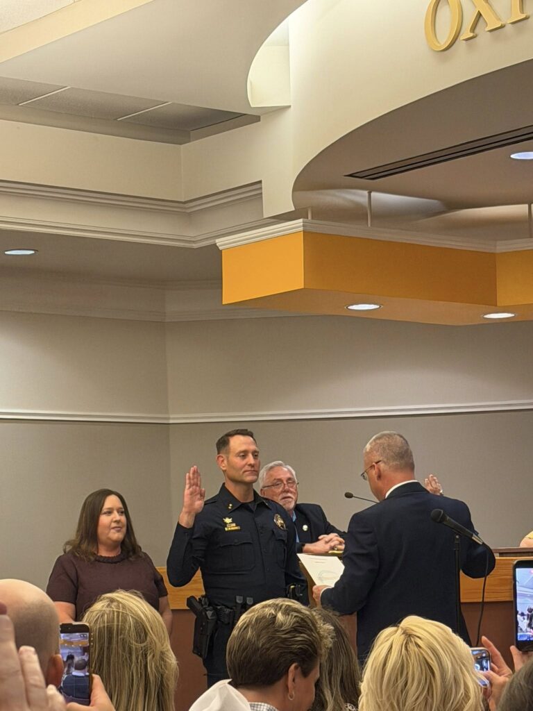 Daniel Phipps Sworn in as Oxford Police Chief During City Council Meeting