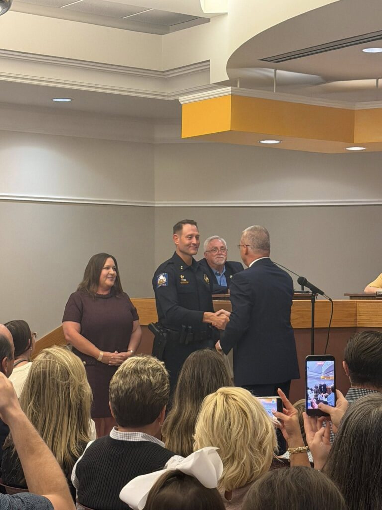 Daniel Phipps Sworn in as Oxford Police Chief During City Council Meeting