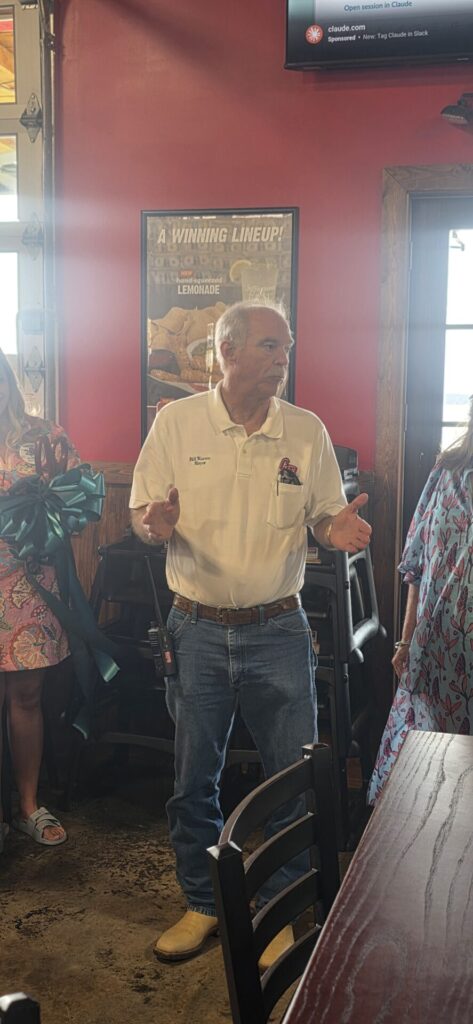 Jefferson's Celebrates Grand Opening with Ribbon Cutting on Weiss Lake