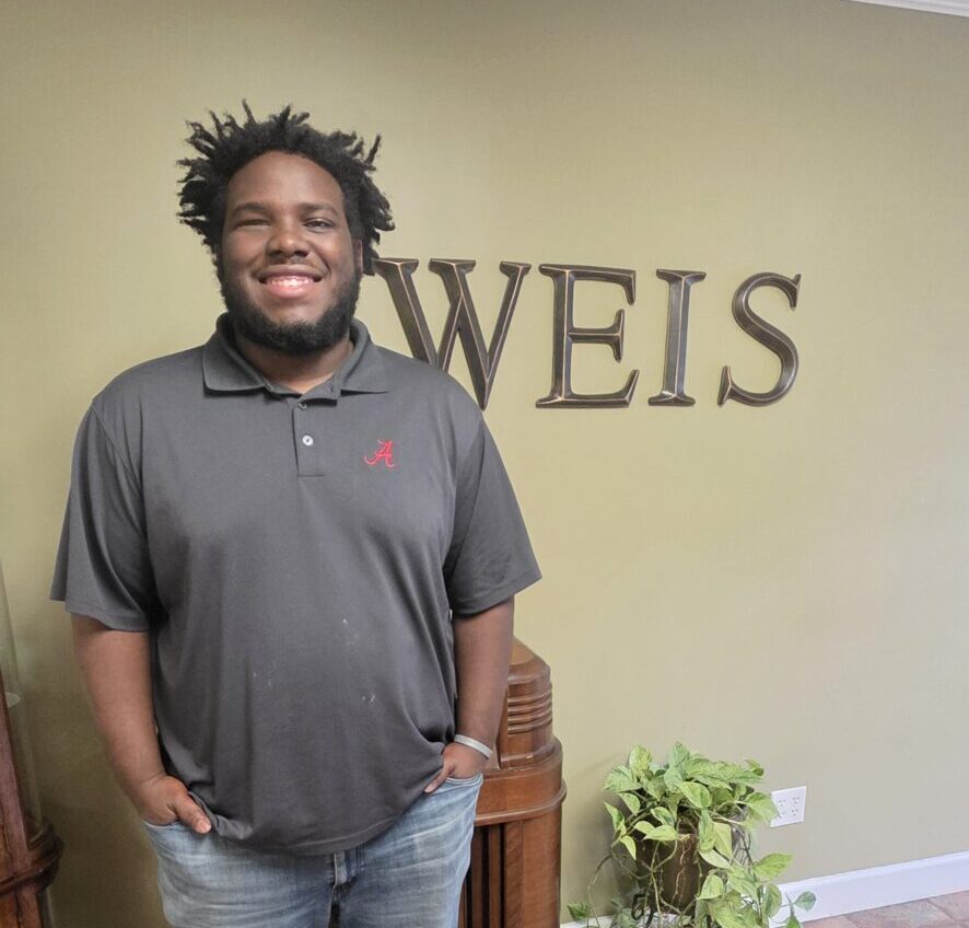 WEIS Radio Welcomes New Intern Shemar Mays