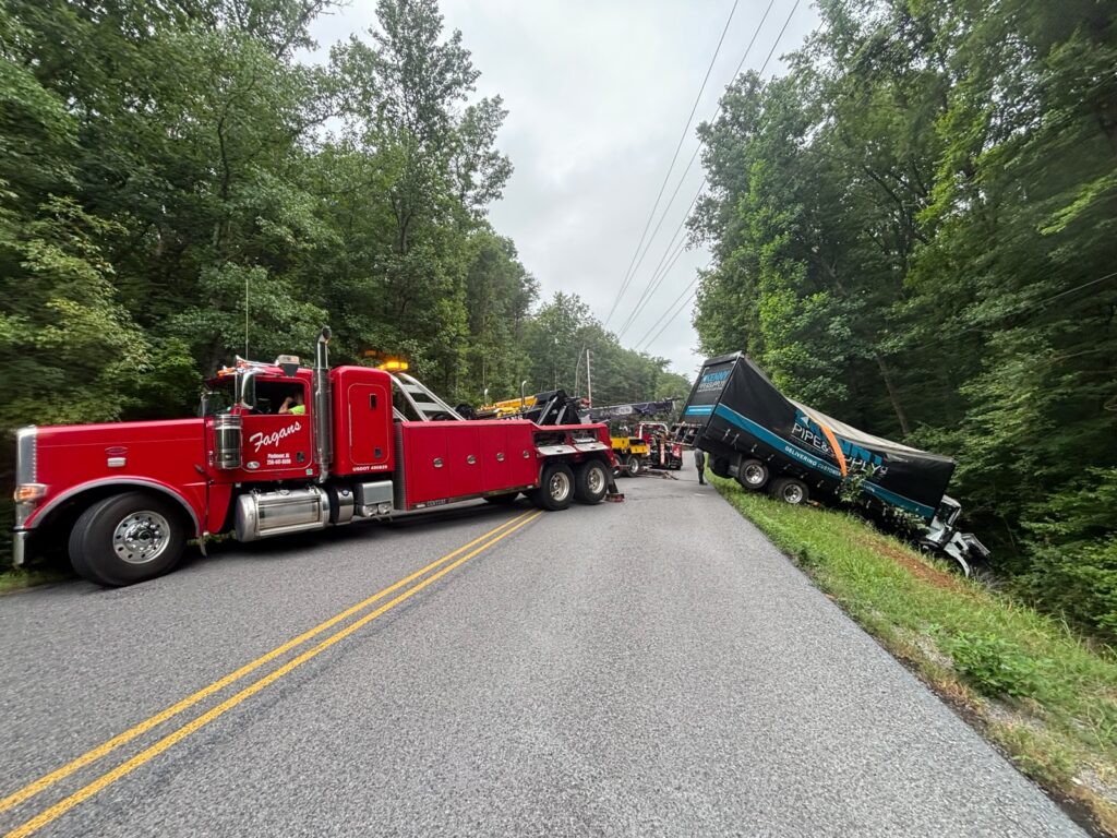 Box truck recovery following an accident in Gaylesville
